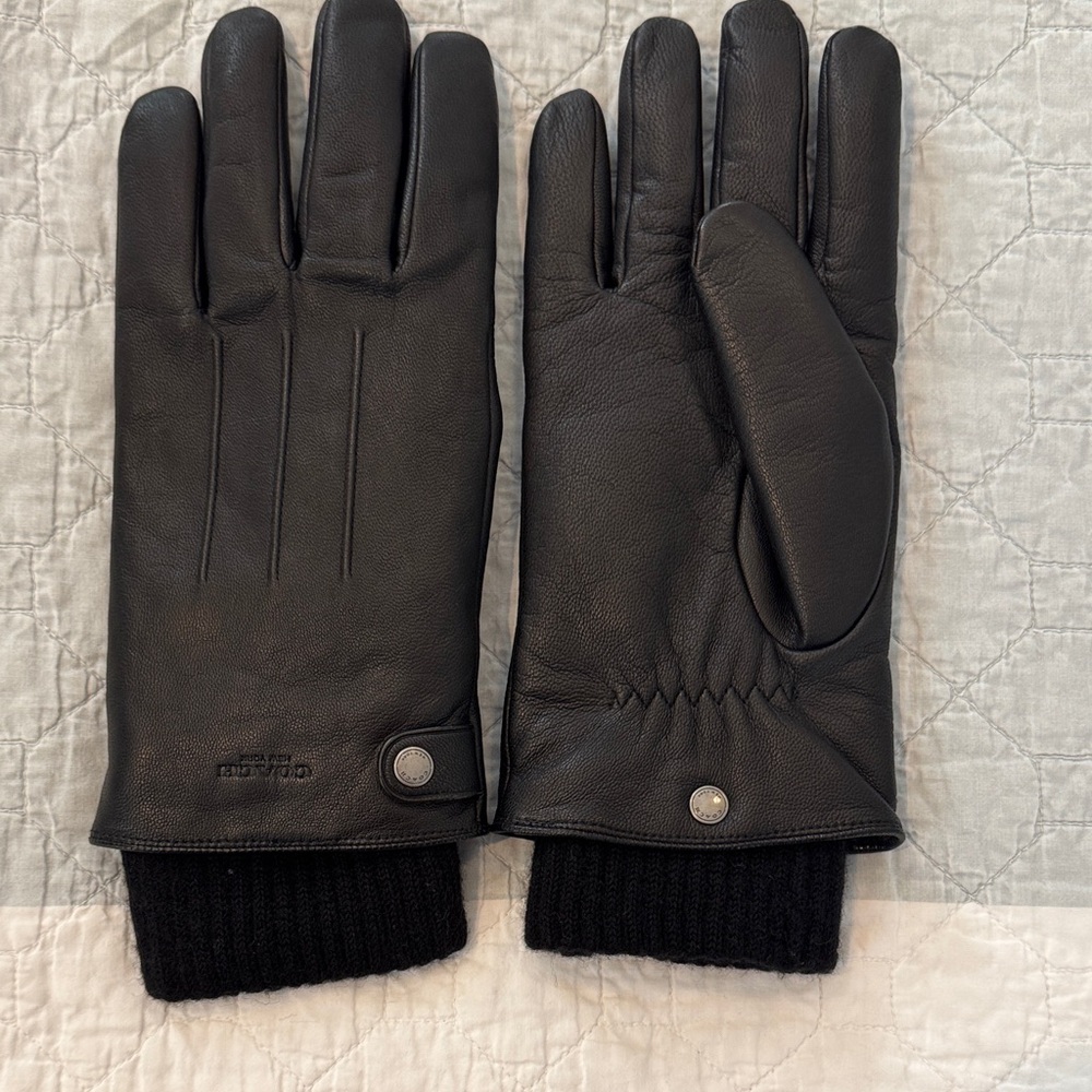 Coach Men's Black Leather Gloves with Ribbed Cuffs and Removable Lining